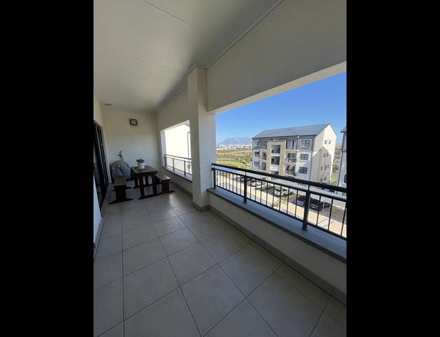 2 BEDROOM APARTMENT TO LET IN SANDOWN